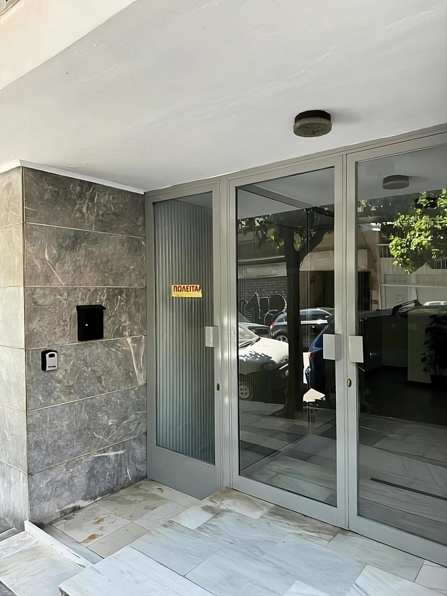 Cozy Apt Next To Acropolis Ateny Zewnętrze zdjęcie